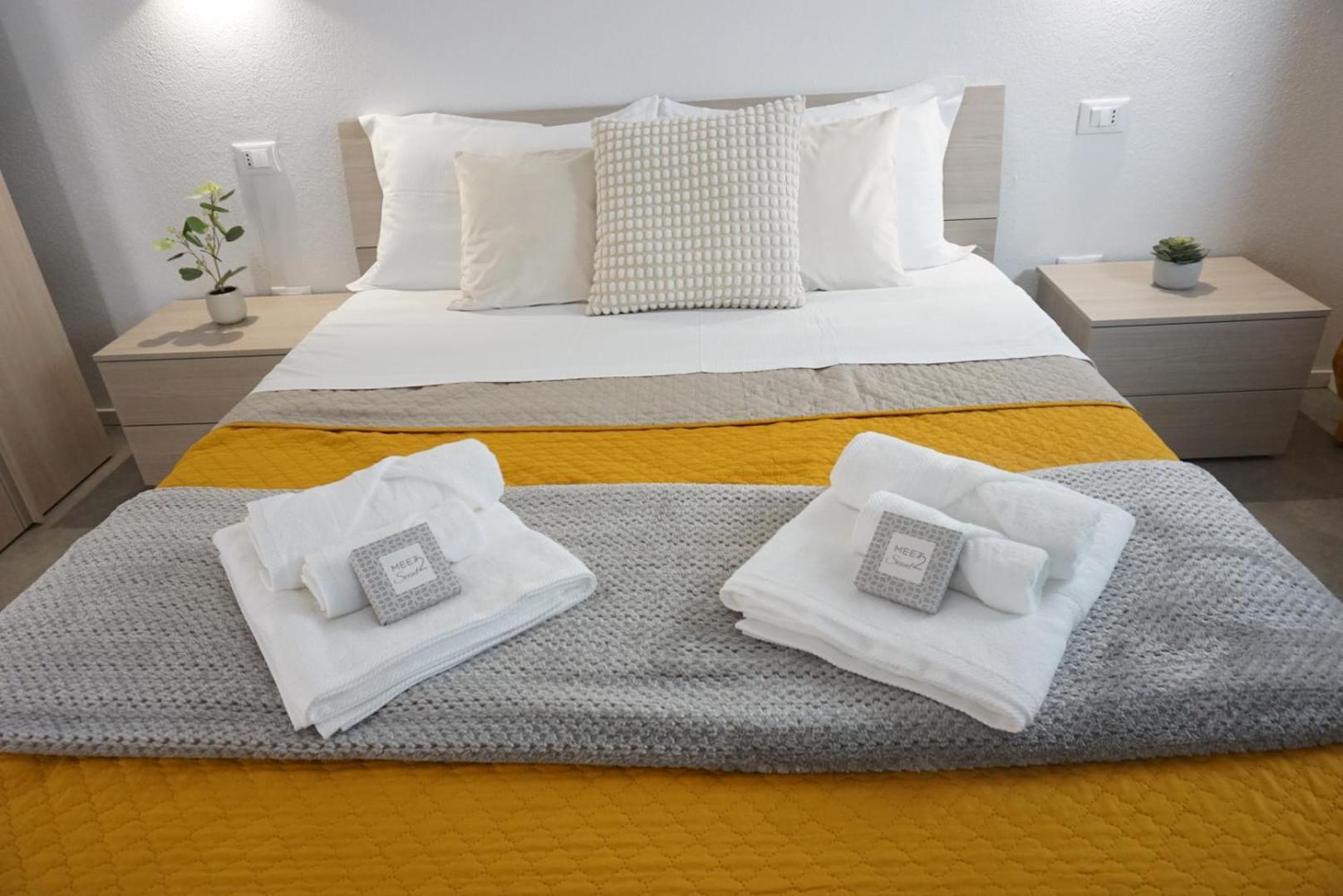 Elisa Apartments B - In Front Of The Walls Of Lucca Esterno foto