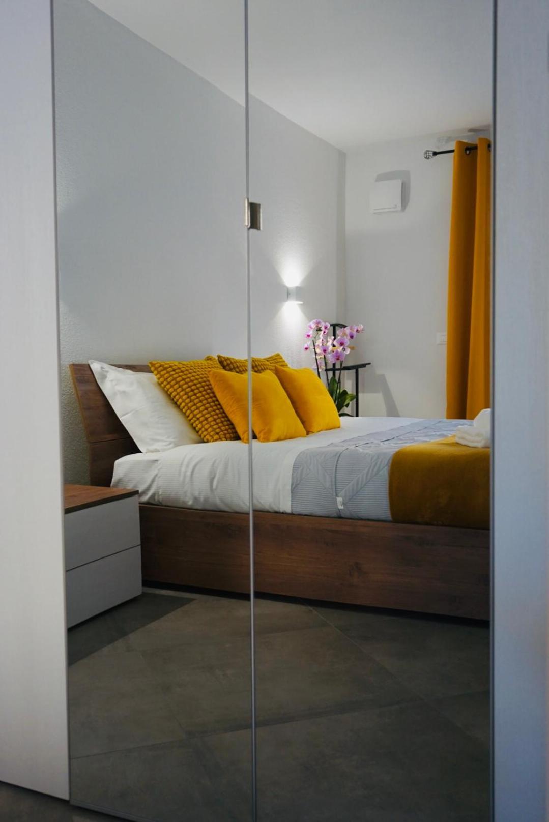 Elisa Apartments B - In Front Of The Walls Of Lucca Esterno foto